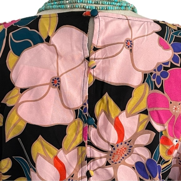 Milk & Honey 70’s Floral Puff Sleeve Dress - Deep V Neck - Cutout Back - Size Lg - Picture 6 of 7